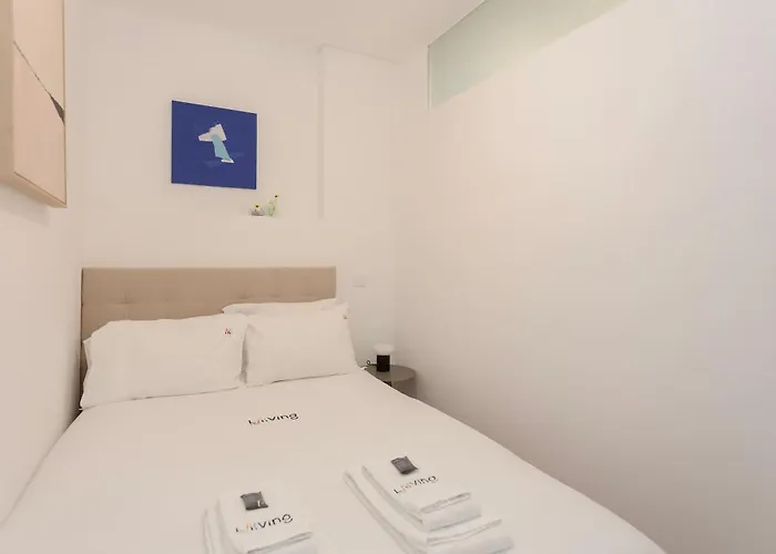 Liiiving In - Invictus Bolhao Market