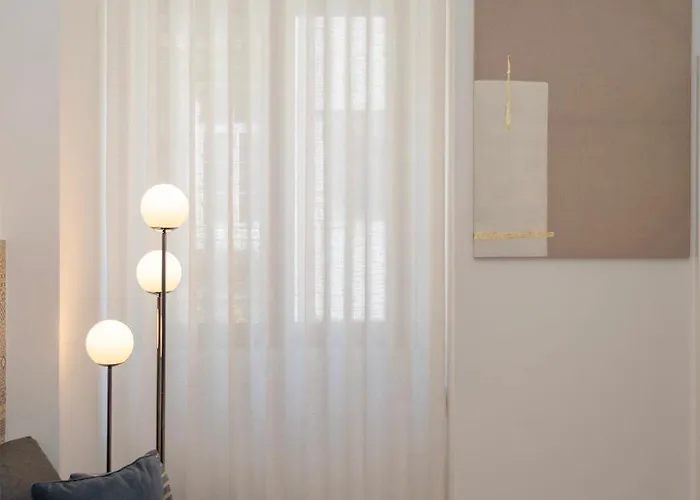 Liiiving In - Invictus Bolhao Market * Porto