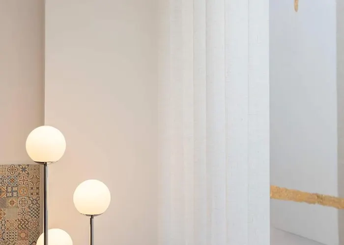 Liiiving In - Invictus Bolhao Market *